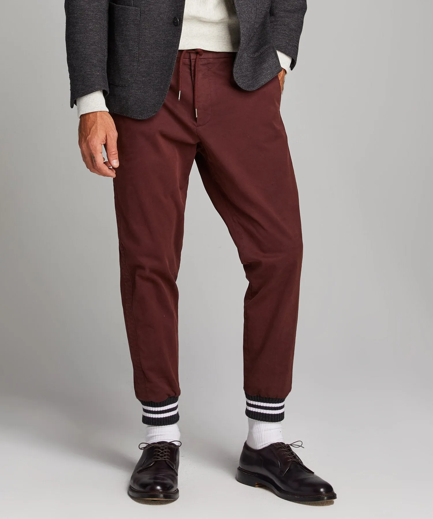 Cotton Chino Jogger in Deep Burgundy