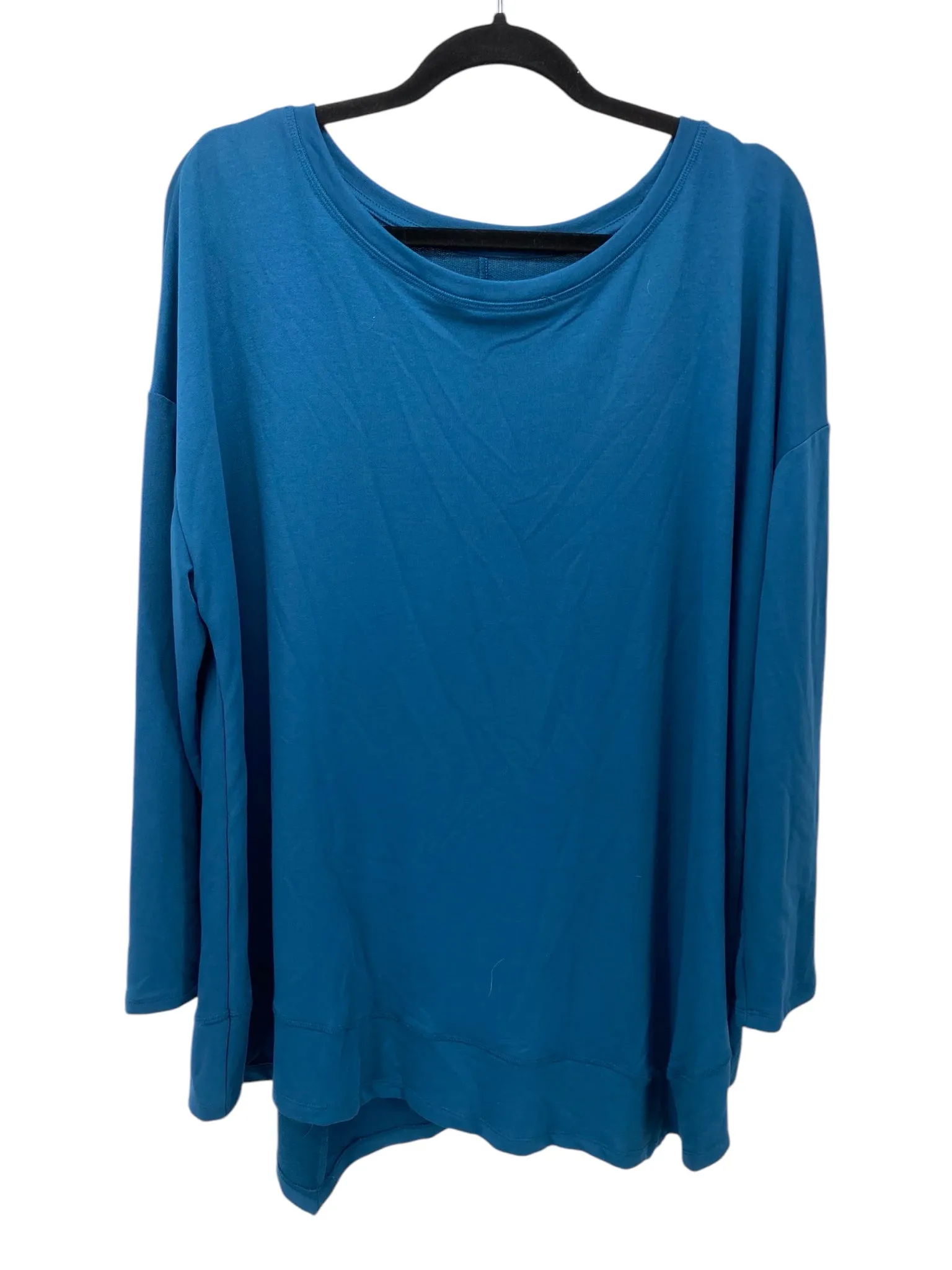 St Johns Bay Women Size 2X Blue CD LS Blouse