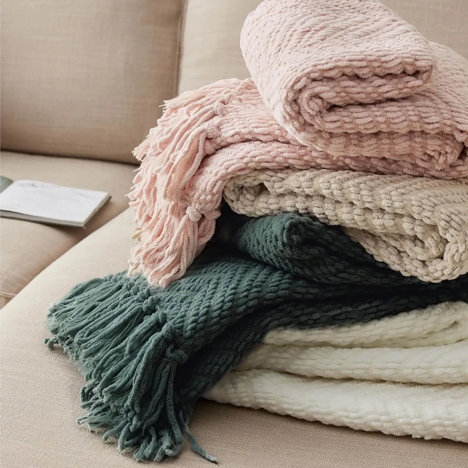 Versatile Knit Woven Chenille Blanket