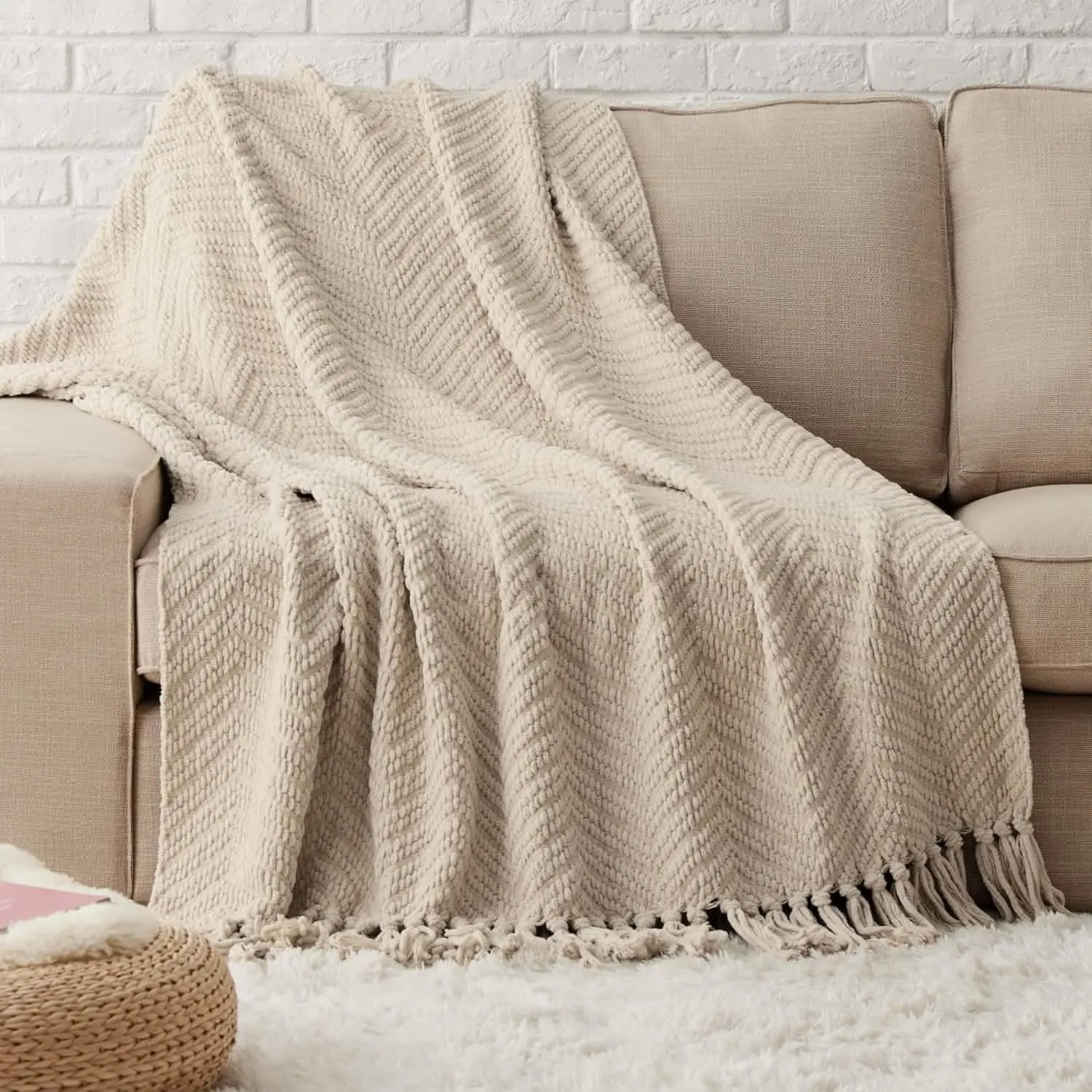 Versatile Knit Woven Chenille Blanket